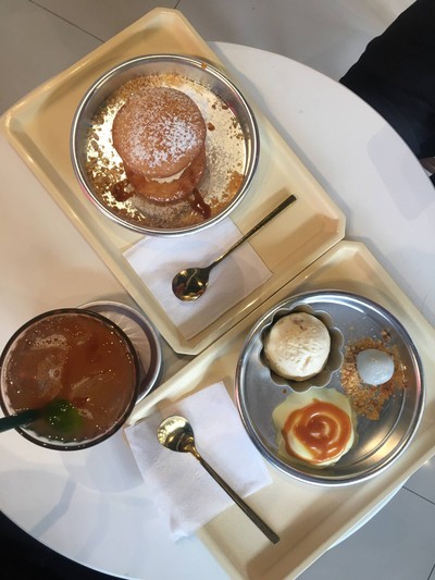 ถ้วยถังไอติม บรรทัดทอง