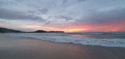 สระว่ายน้ำ/ชายหาด