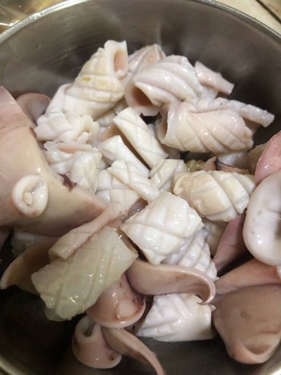 วิธีทำ ผัดฉ่าหมึก+หอยเชลล์