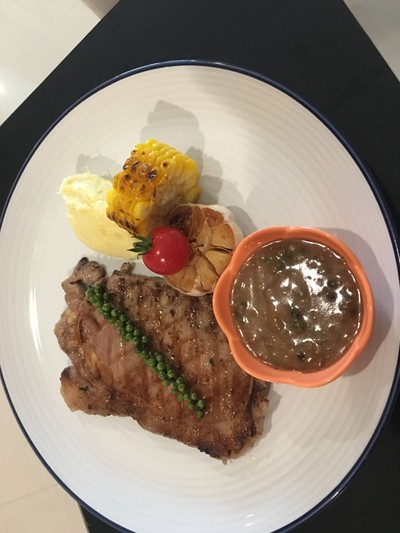 สเต็กเนื้อโคขุน