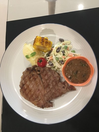 สเต็กเนื้อริบอาย