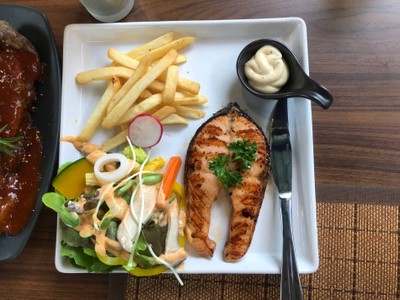 สเต๊กแซลมอน