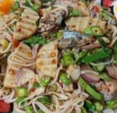 ยำขนมจีน