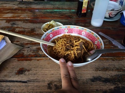 ข้าวซอยเนื้อ