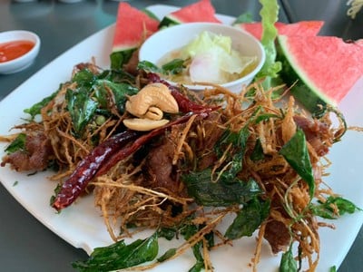 หมูทอดสมุนไพร