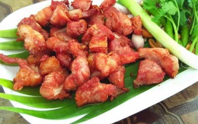 ซีกโครงหมูทอด