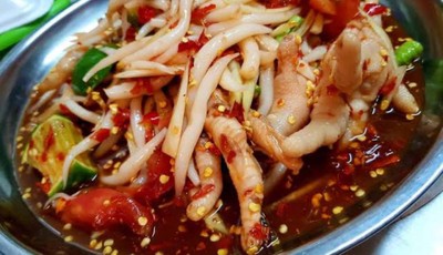 ตำตีนไก่