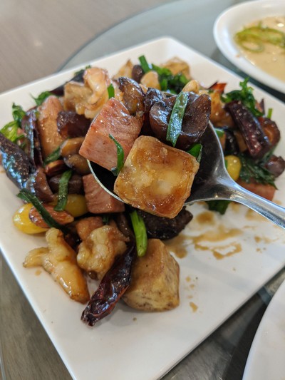ครัวเจ๊ง้อ (Jengor seafoods) นวมินทร์ ซิตี้ อเวนิว ครัวเจ๊ง้อ (Jengor seafoods) นวมินทร์ ซิตี้ อเวนิว