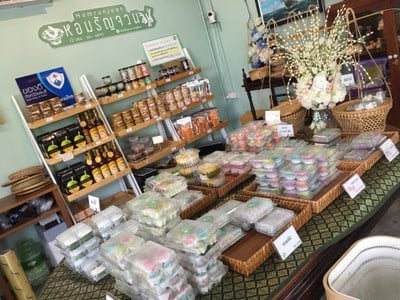 หอมรัญจวน ขนมไทย ต้นตำรับชลบุรี