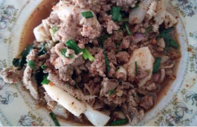 น้ำตกเนื้อ