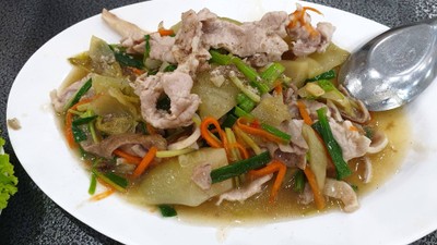 เกี้ยมฉ่ายกะเพาะหมู