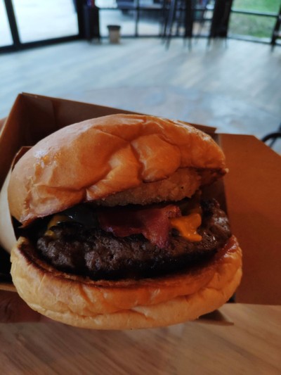 อาหาร หรือ เครื่องดื่ม