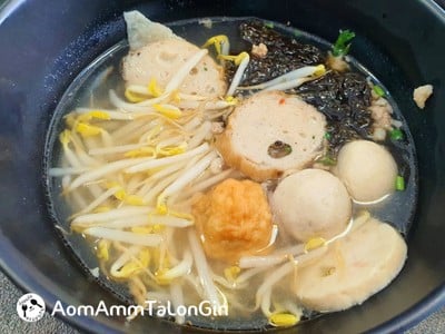 หมี่เหลืองน้ำครบเครื่อง