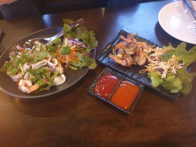 อาหาร หรือ เครื่องดื่ม