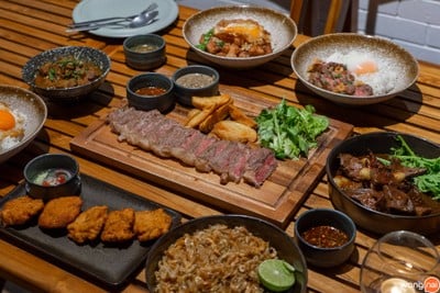 Home Ekkamai Home Ekkamai