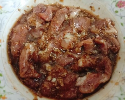 วิธีทำ หมูย่าง น้ำจิ้มแจ่ว วิธีทำ หมูย่าง น้ำจิ้มแจ่ว