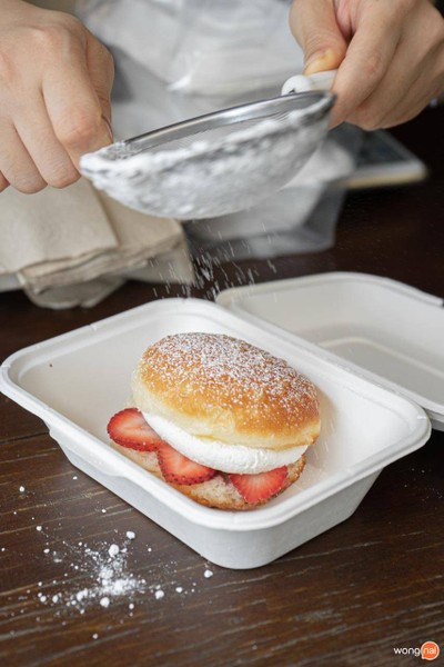เมนูของร้าน Mooh Doughnuts