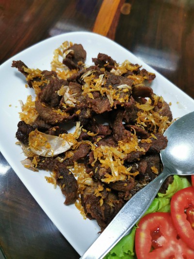 อาหาร หรือ เครื่องดื่ม