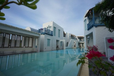 สระว่ายน้ำ/ชายหาด