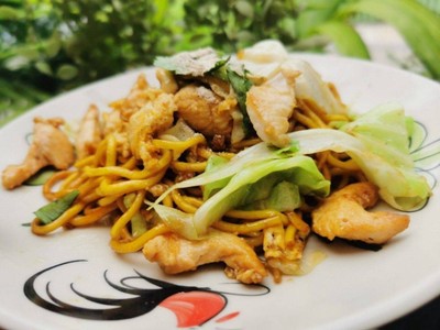 ผัดหมี่ซั่ว