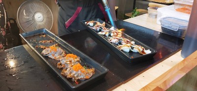 อาหาร หรือ เครื่องดื่ม