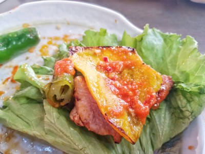 อาหาร หรือ เครื่องดื่ม