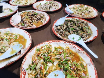 เมนูของร้าน พิงค์ลานนา ซีฟู๊ด & หมูกะทะ บ้านดู่