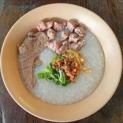 ริมน้ำ อิ่มอร่อย