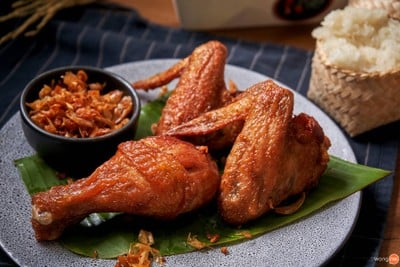ไก่ทอดนางฟ้า ตลาดรวมทรัพย์ ไก่ทอดนางฟ้า ตลาดรวมทรัพย์