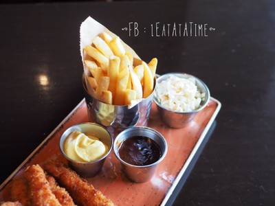 อาหาร หรือ เครื่องดื่ม