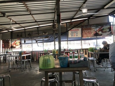 ก๋วยเตี๋ยวเรือเขาพระวิหารสาย1 เพชรเกษม