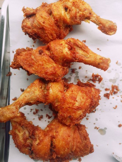 น่องสะโพกไก่ทอด