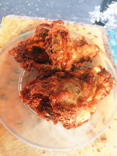โครงไก่ทอดพริกแกง 1 ชุด