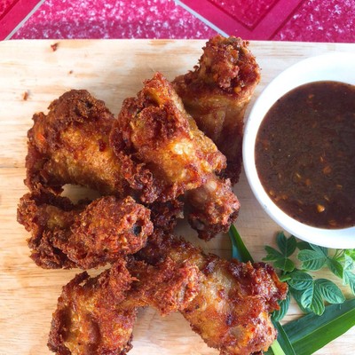 คอไก่ทอด