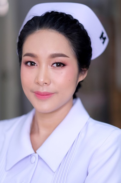 แต่งหน้า