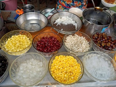 อาหาร หรือ เครื่องดื่ม