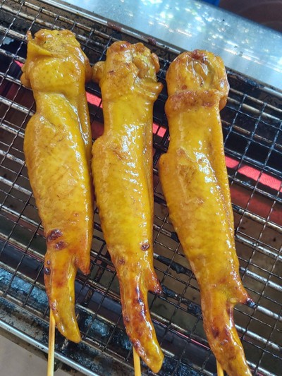 ปีกไก่ย่าง