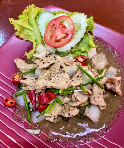หมูผัดพริกไทยดำ