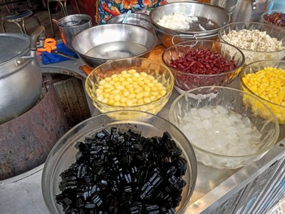 อาหาร หรือ เครื่องดื่ม