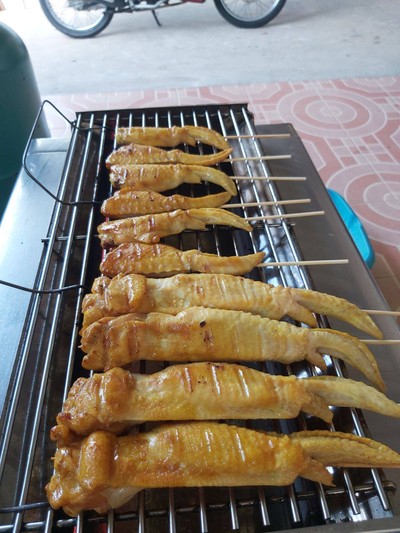 ปีกไก่ย่าง
