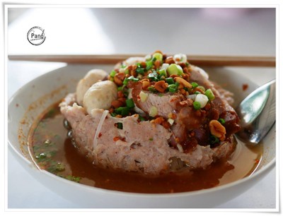ก๋วยเตี๋ยวชามหมู