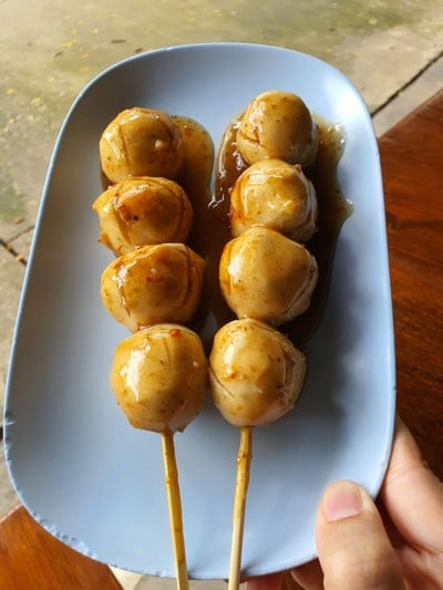 ลูกชิ้นปิ้ง