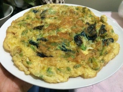 ไข่เจียวดอกอัญชัน