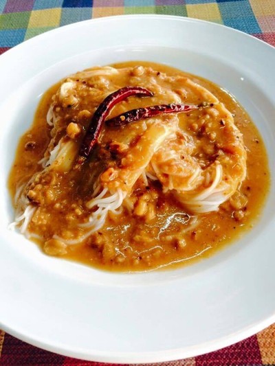 ขนมจีนน้ำพริกถั่วพิเศษ