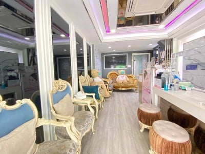 บรรยากาศ Gangnam Clinic สยามสแควร์ซอย1