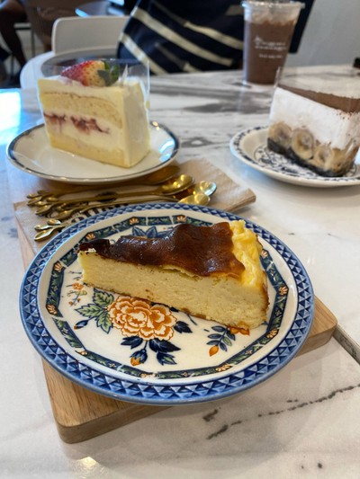 บากส์ชีสเค้กหน้าไหม้