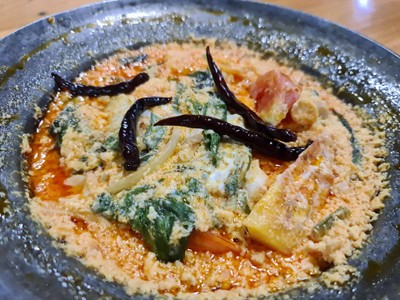 ไข่ตุ๋นต้มยำทะเล