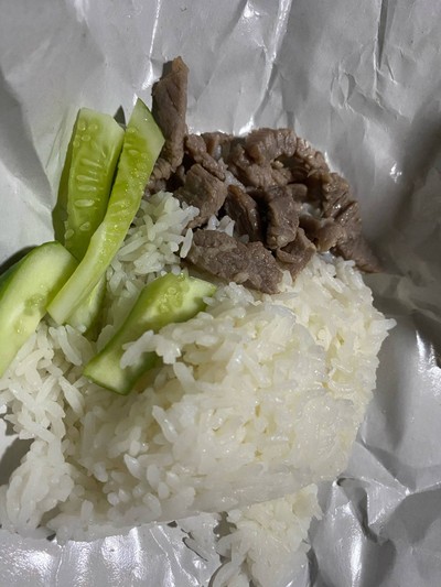 ข้าวเนื้อเค็มทอด