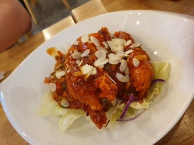 อาหาร หรือ เครื่องดื่ม