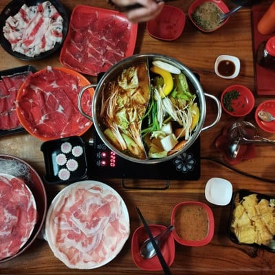 อาหาร หรือ เครื่องดื่ม